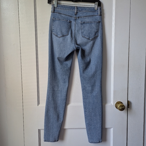 L'Agence Marguerite High Rise Skinny Jeans Size 26 Cascade Wash Stretch Denim - Picture 4 of 10